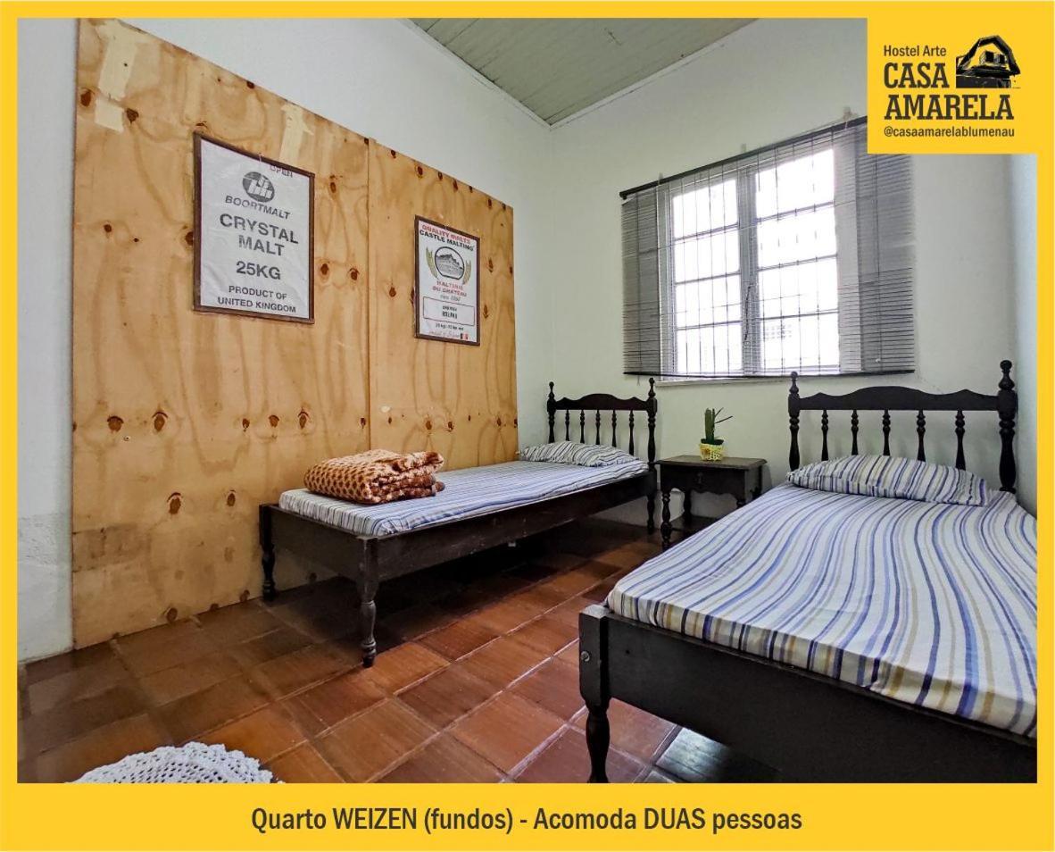 Хостел Casa Amarela Blumenau Hospedagem Alternativa Экстерьер фото